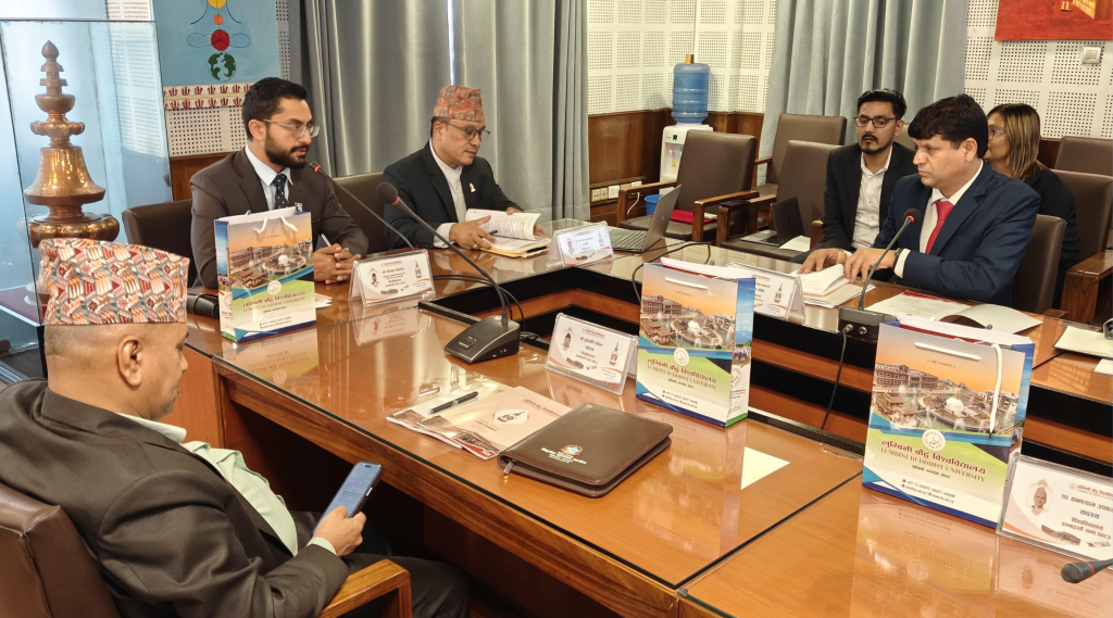 लुम्बिनी बौद्ध विश्वविद्यालयलाई बौद्ध दर्शनमा केन्द्रित हुन शिक्षा मन्त्रीको निर्देशन